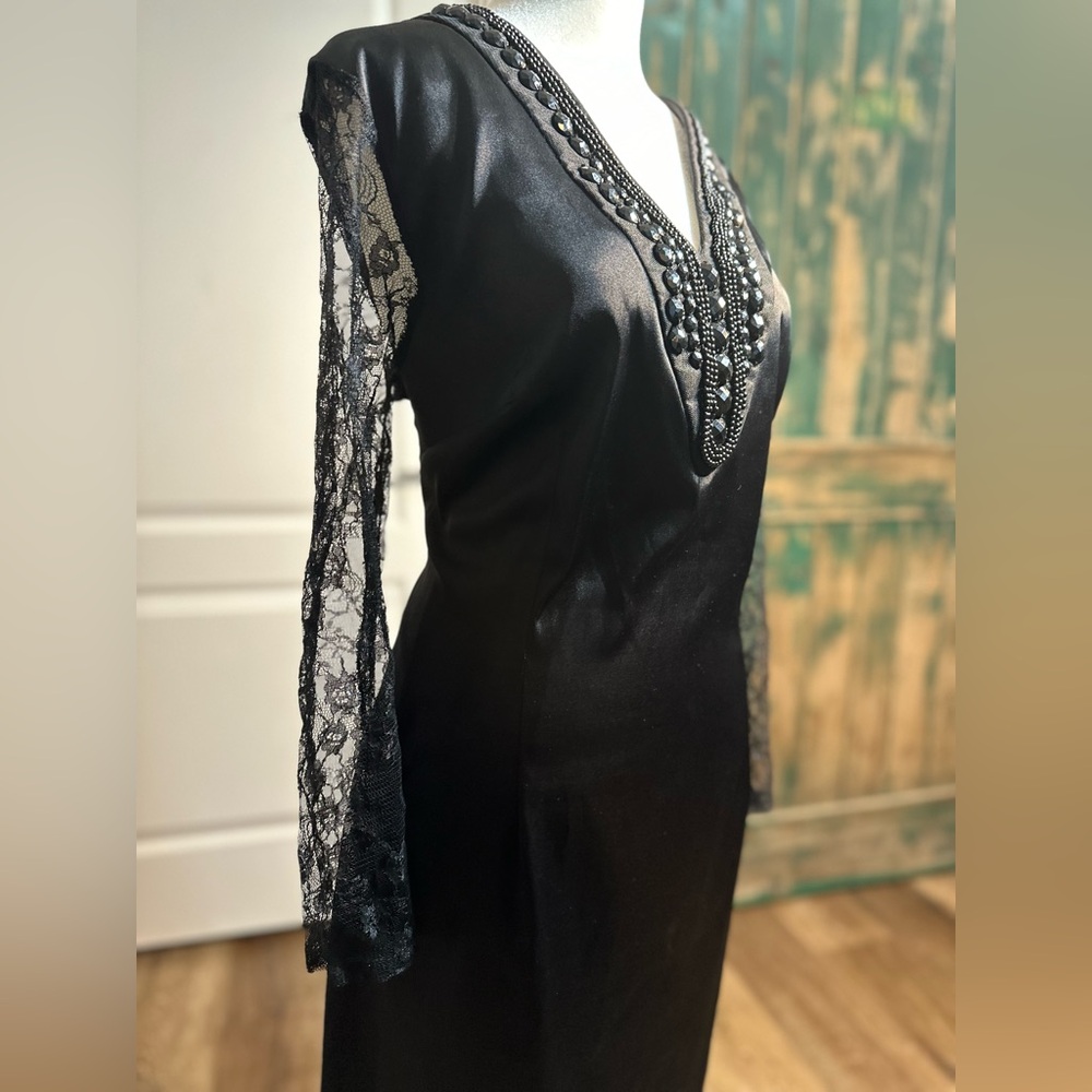 Black Modal Satin
Bead V Neck tunic dress lace sleeves woman size 16 - Picture 7 of 16